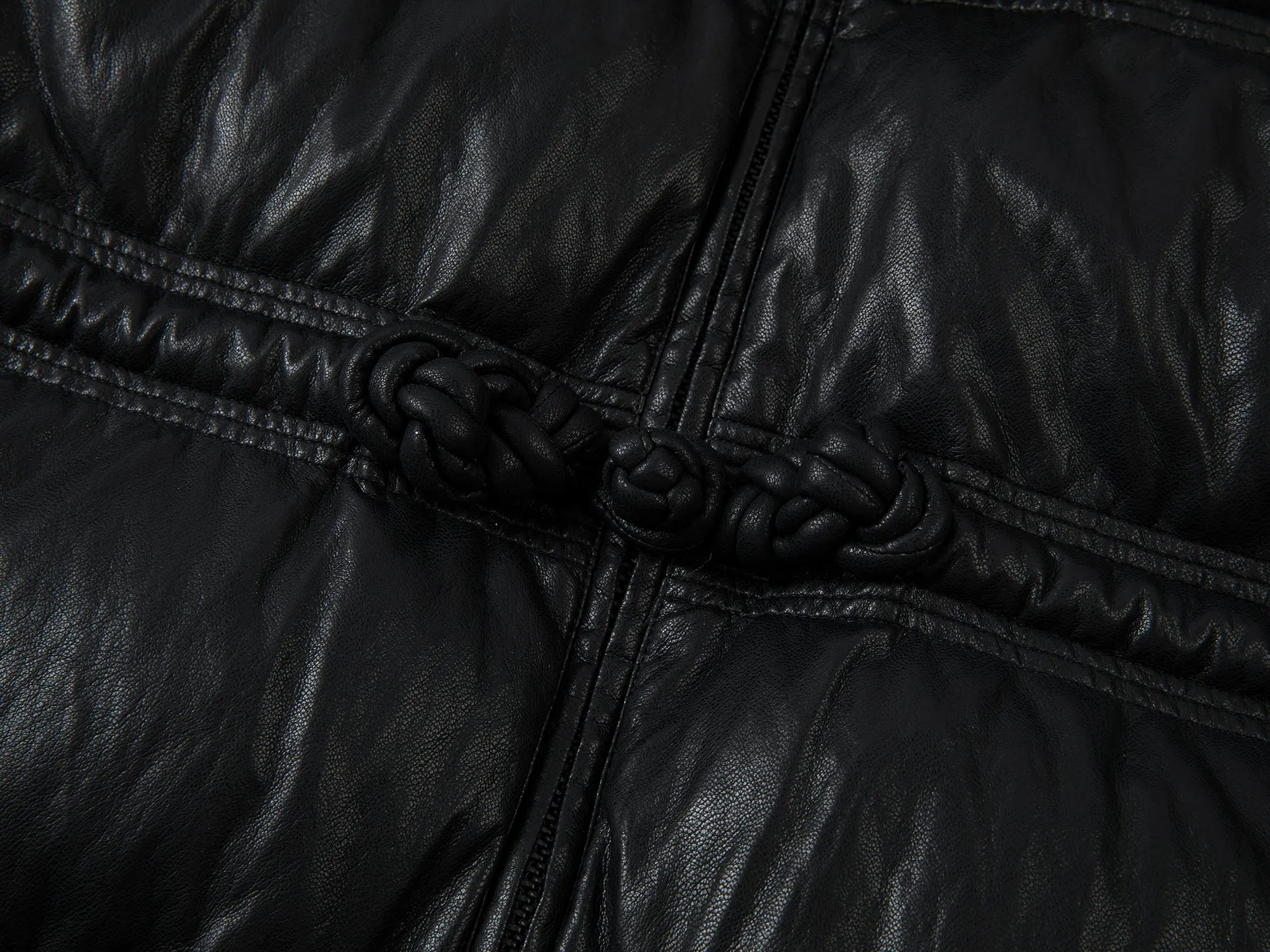 3D laced toggle PU puffer jacket