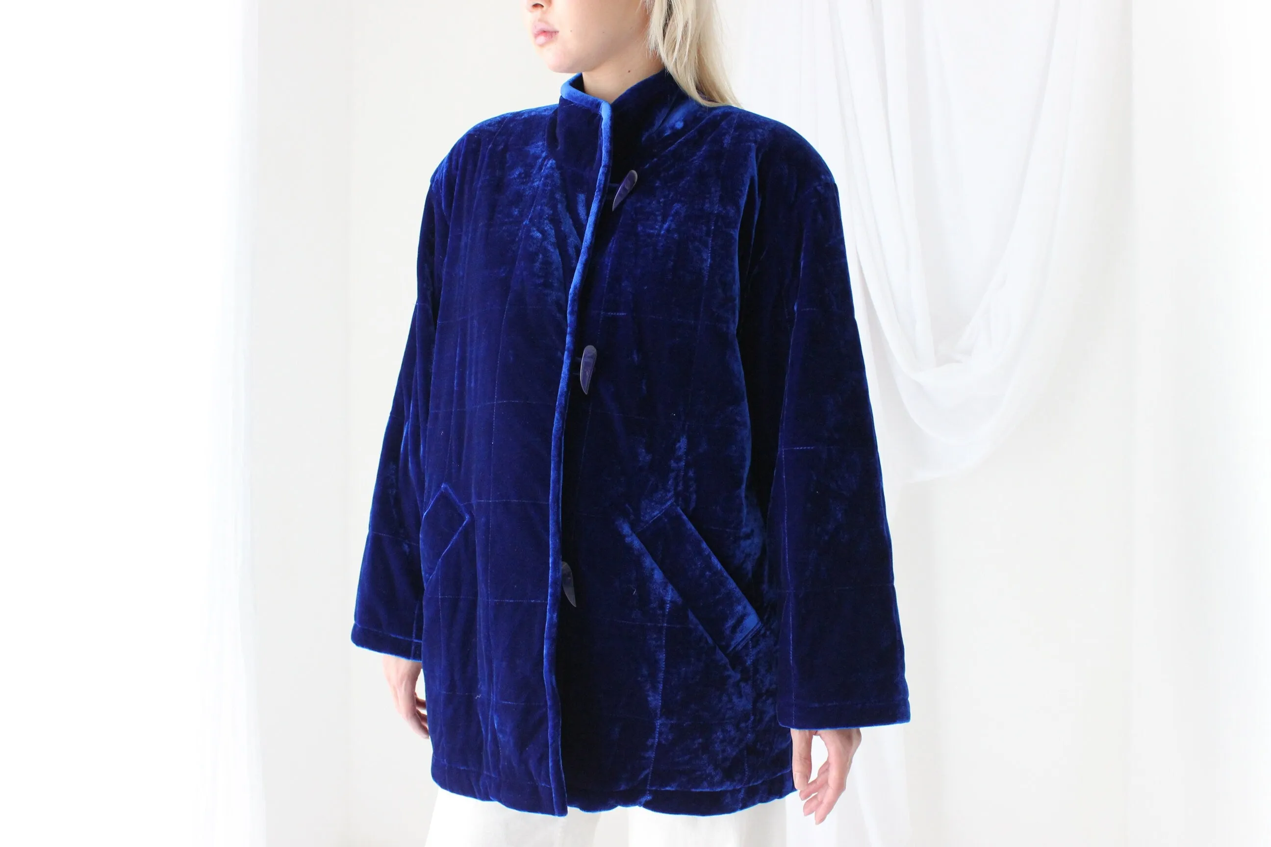 80s QUILTED VELVET Luxury Puffer Bomber Jacket in Cobalt Blue