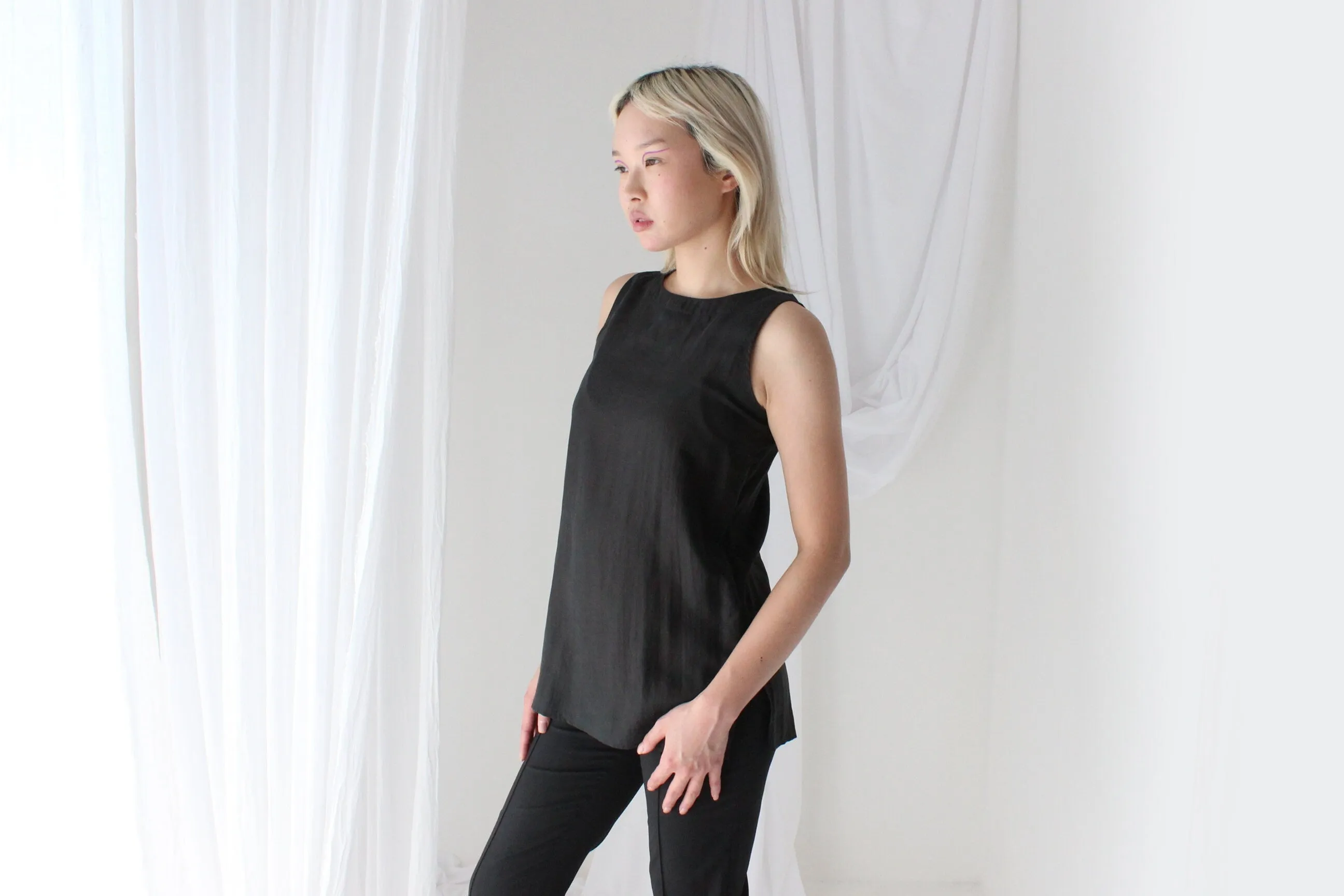 90s Pure Silk Sleeveless Tank Top in Matte Black