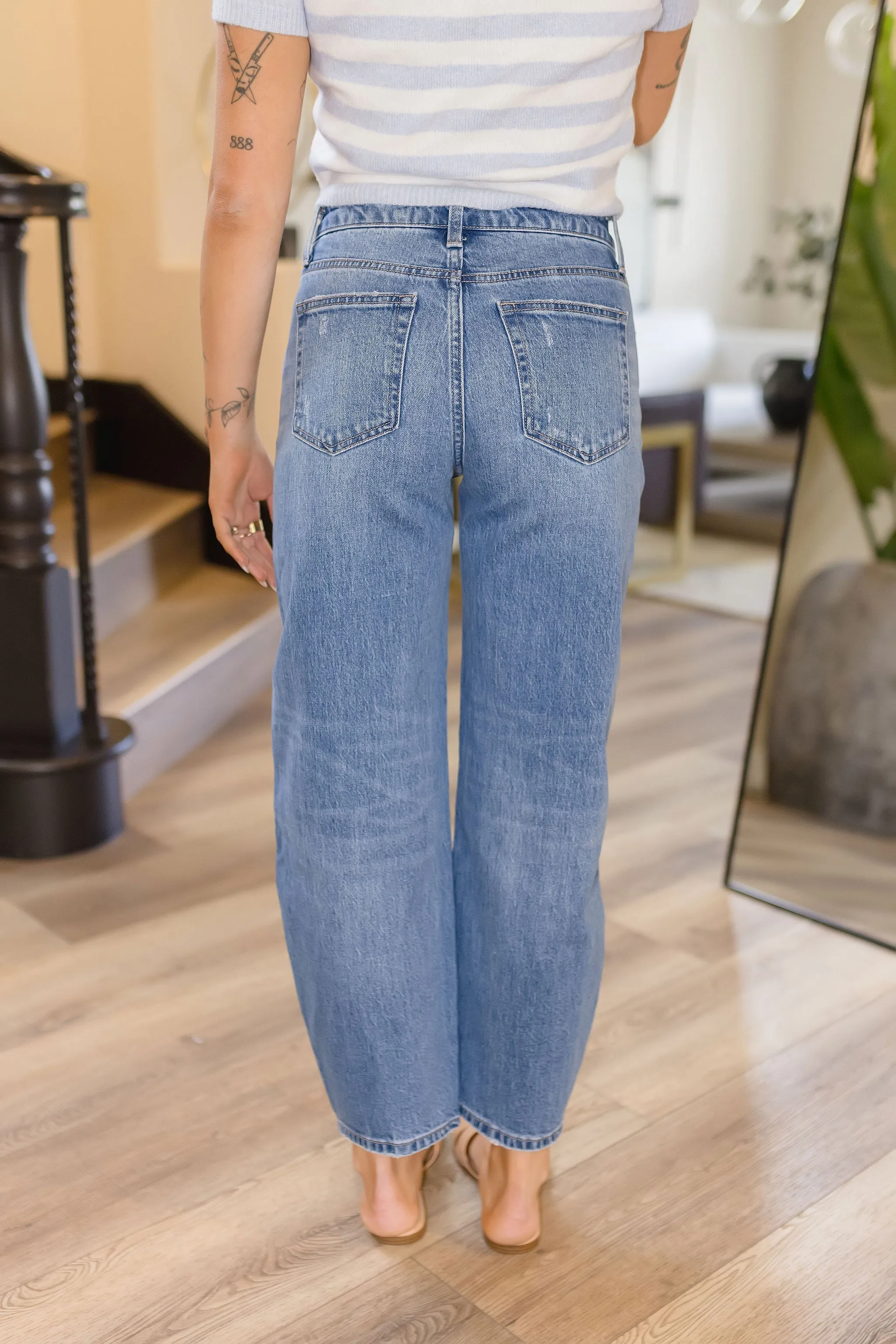 Carla High Rise Barrel Jeans Medium Wash