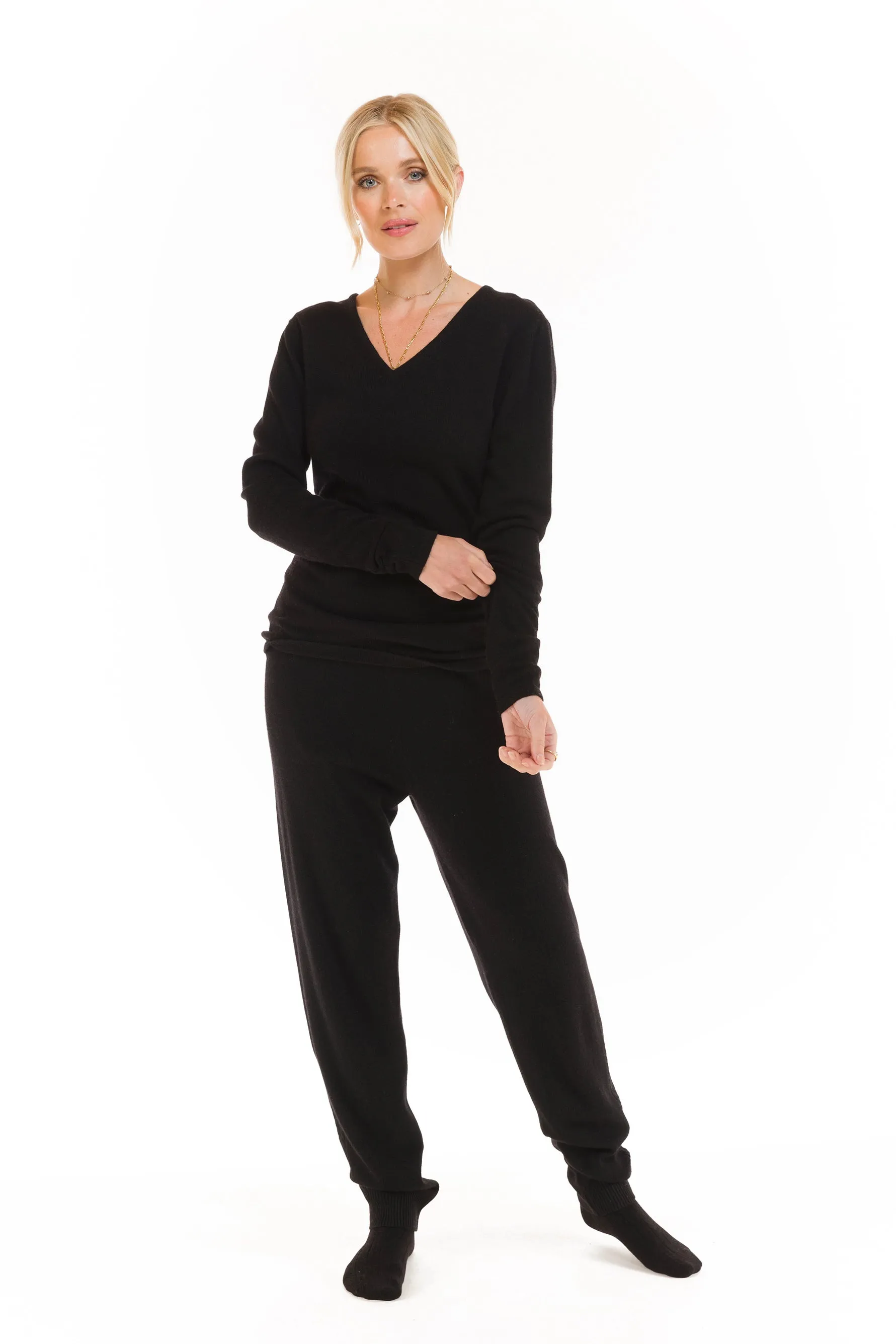 CASHMERE V-NECK TOP BLACK