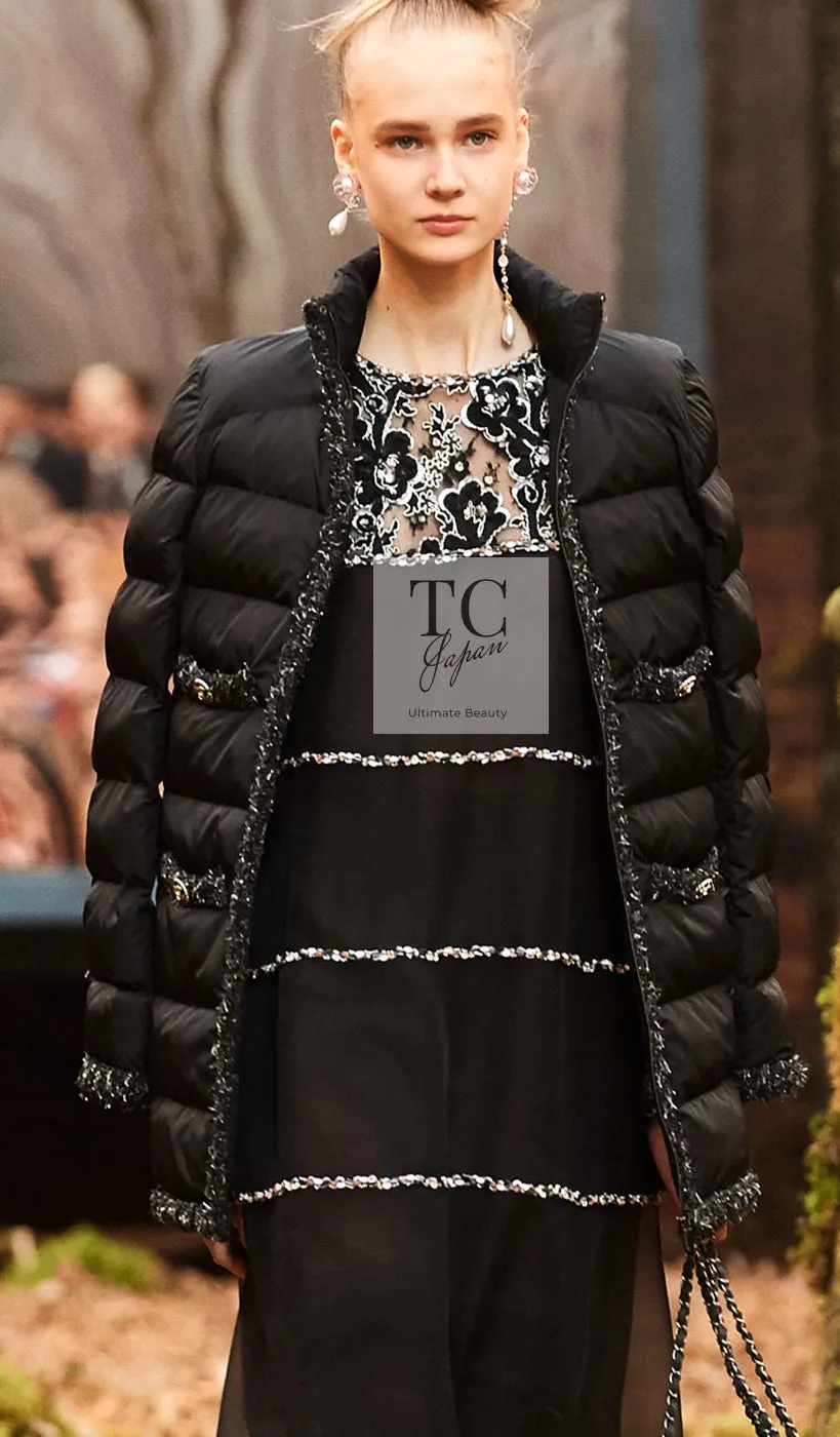 CHANEL 18A Black Metallic Trim Puffer Jacket Coat 34 シャネル ブラック メタリック トリム ココボタン 中綿ダウン ジャケット コート 即発