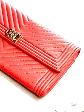 CHANEL QUILTED CHEVRON LAMBSKIN CONTINENTAL WALLET