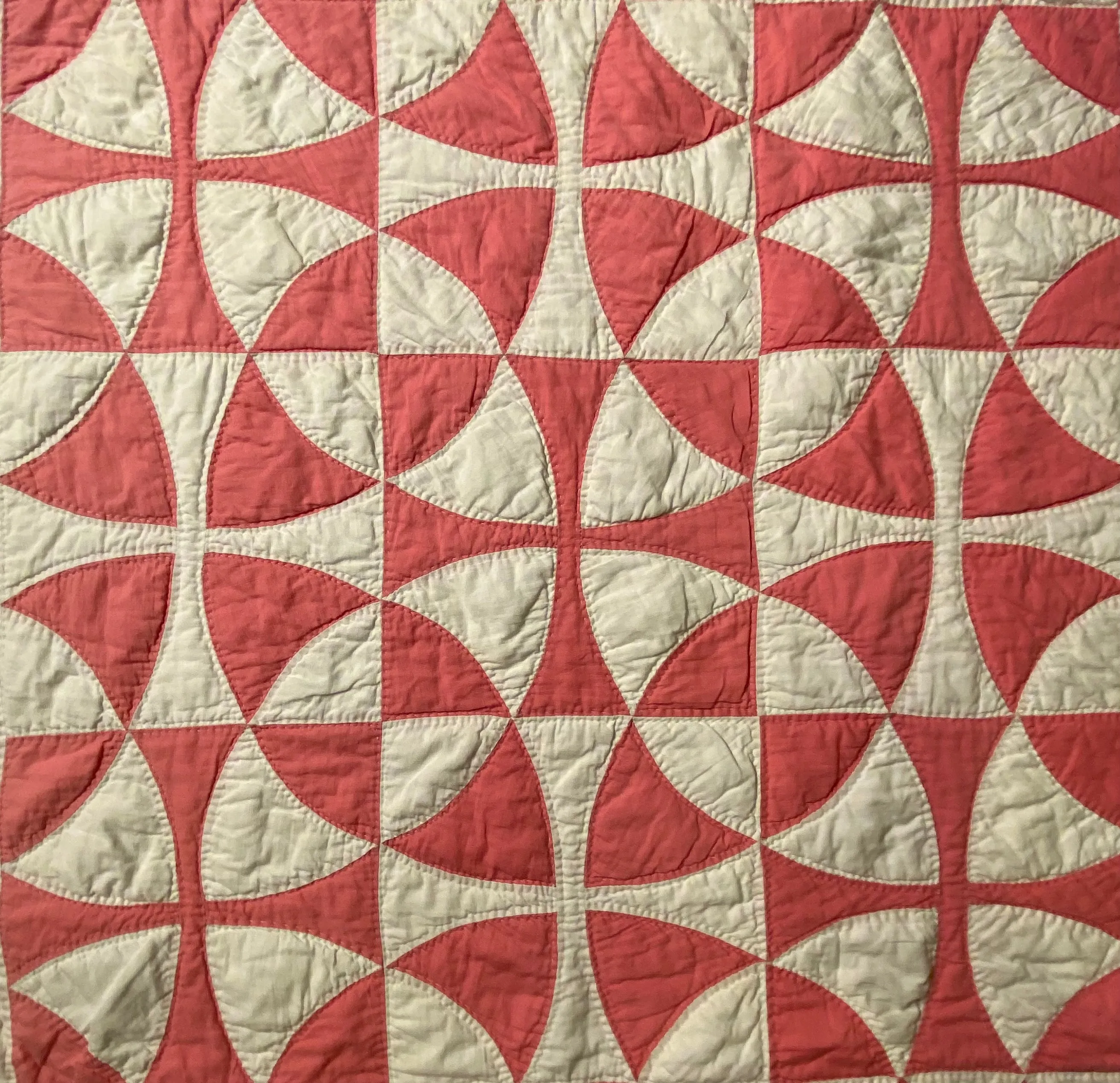 Circles in Pink and White Quilt