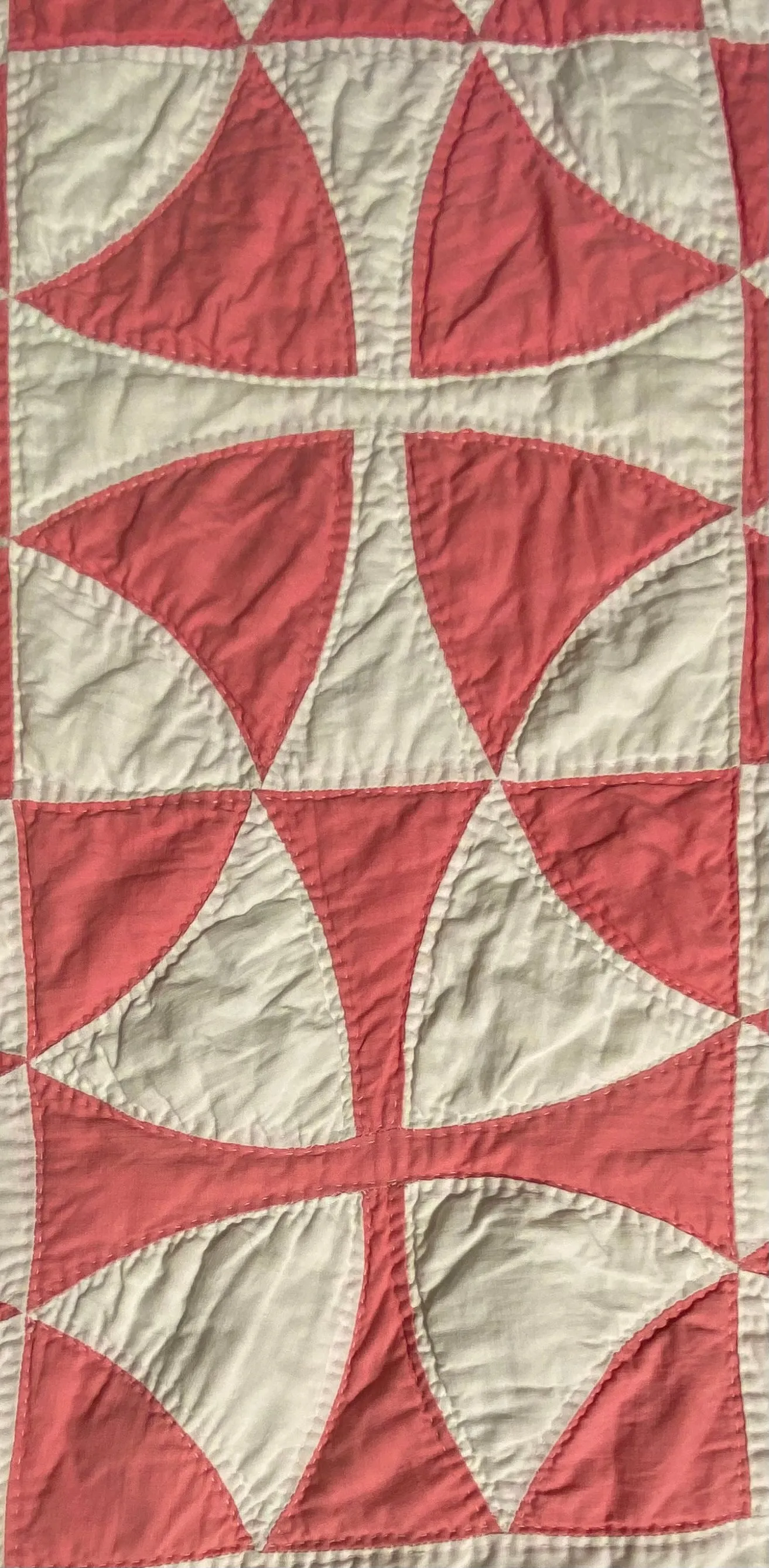 Circles in Pink and White Quilt