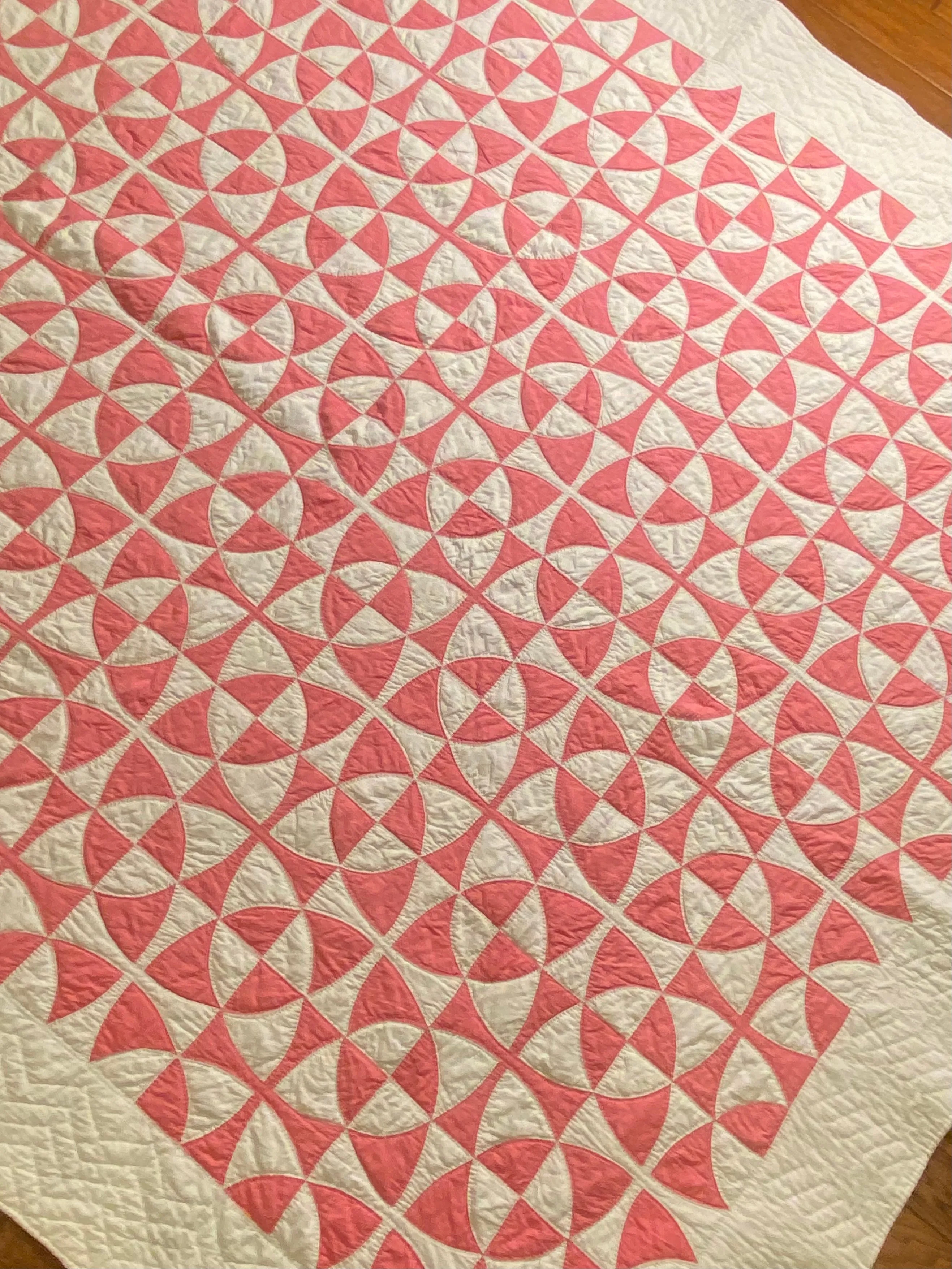 Circles in Pink and White Quilt