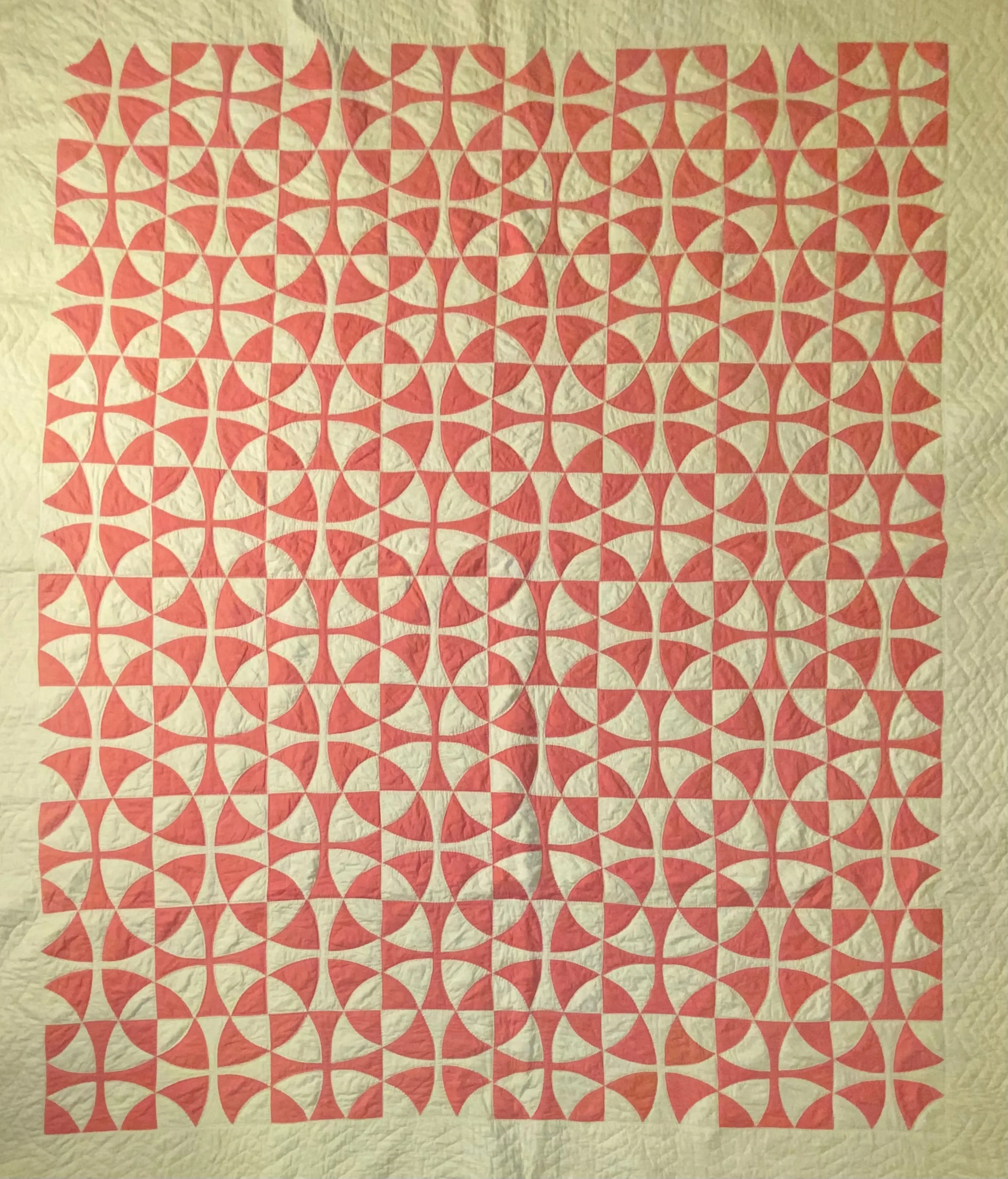 Circles in Pink and White Quilt