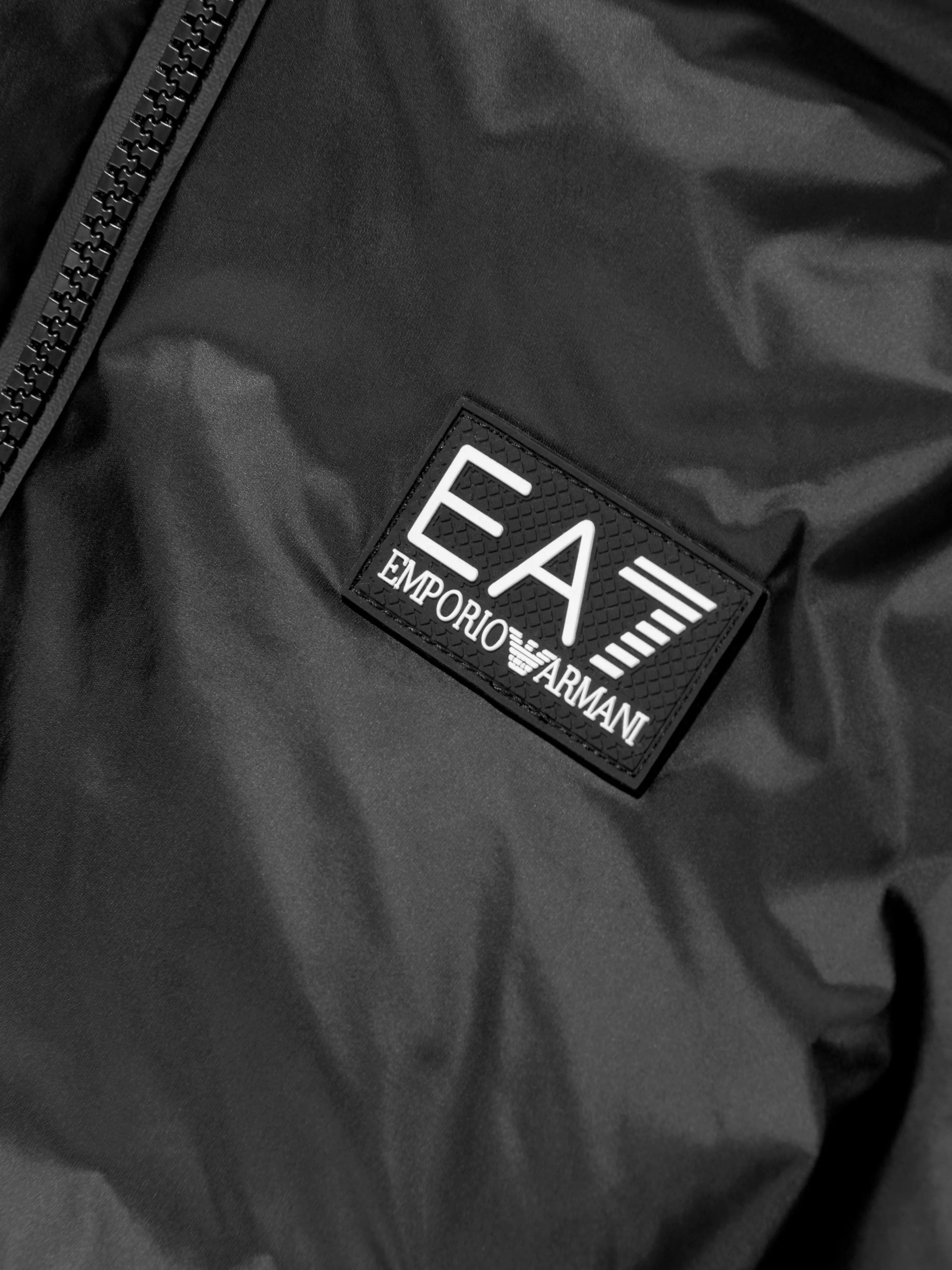 EA7 Emporio Armani Boys Logo Puffer Jacket in Black