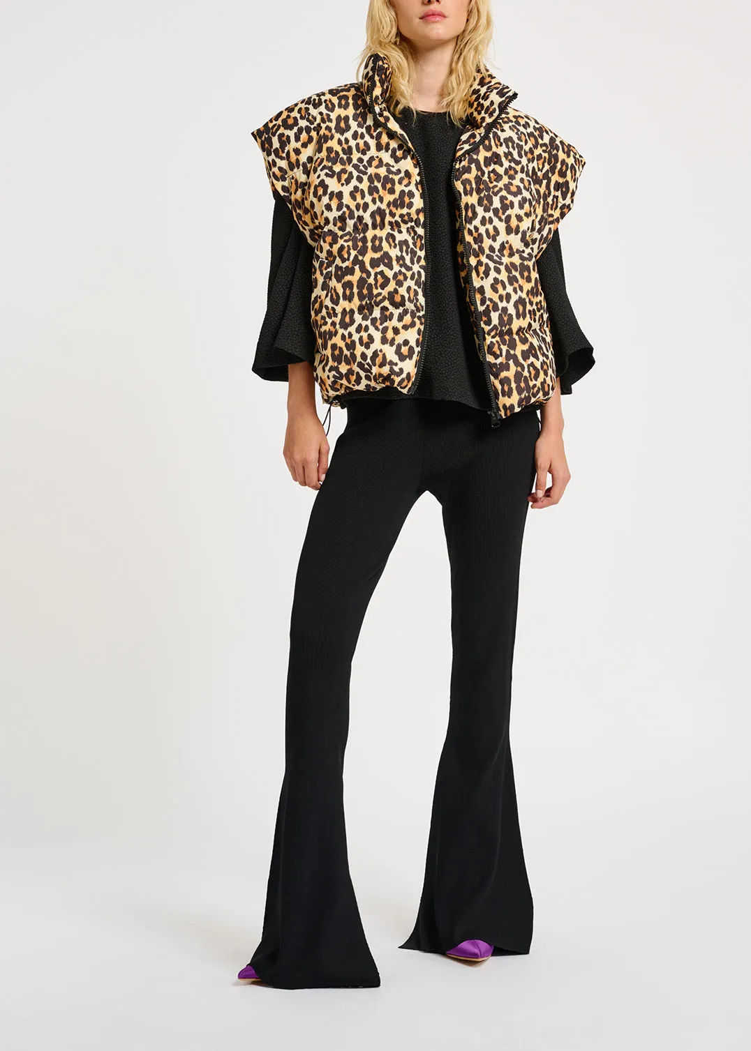 Leopard-print puffer vest