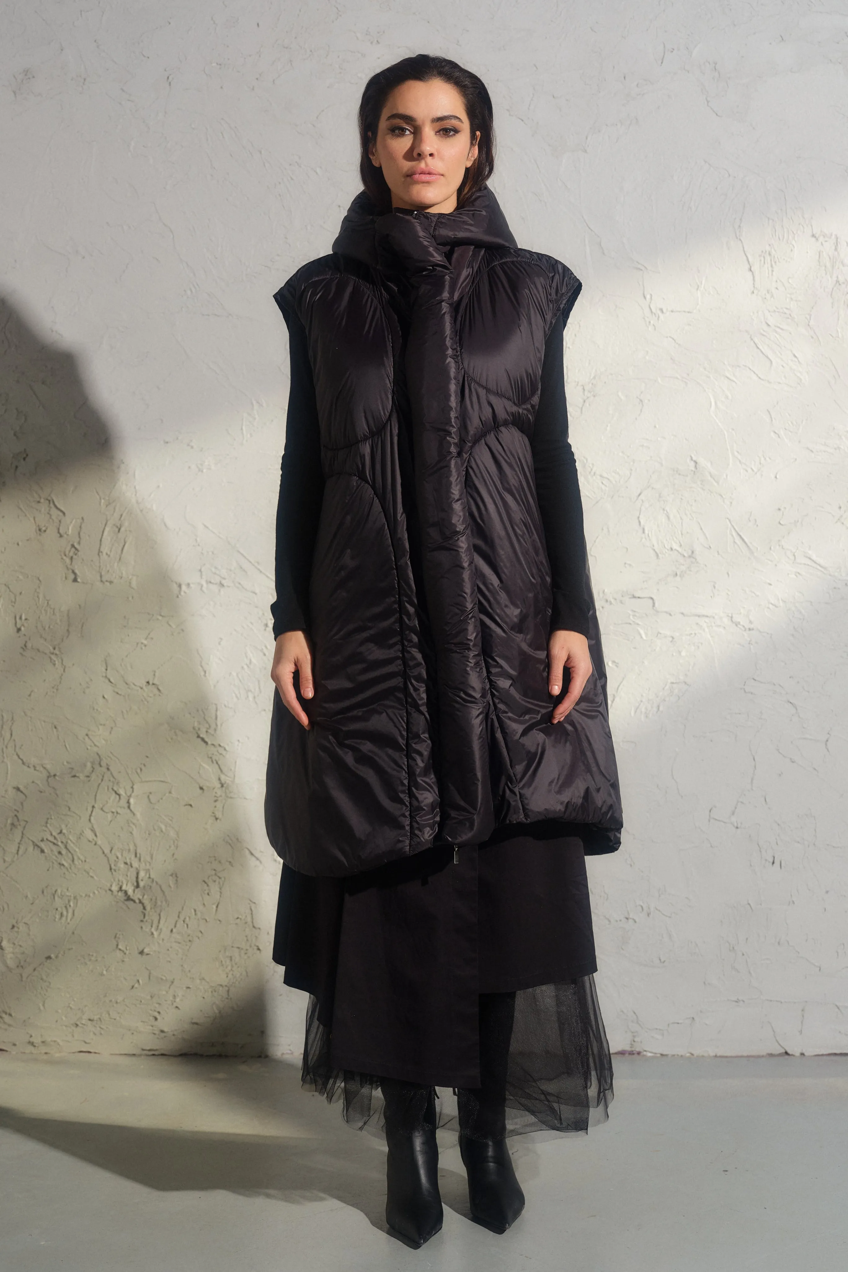 Oversized black autumn/winter maxi puffer gilet