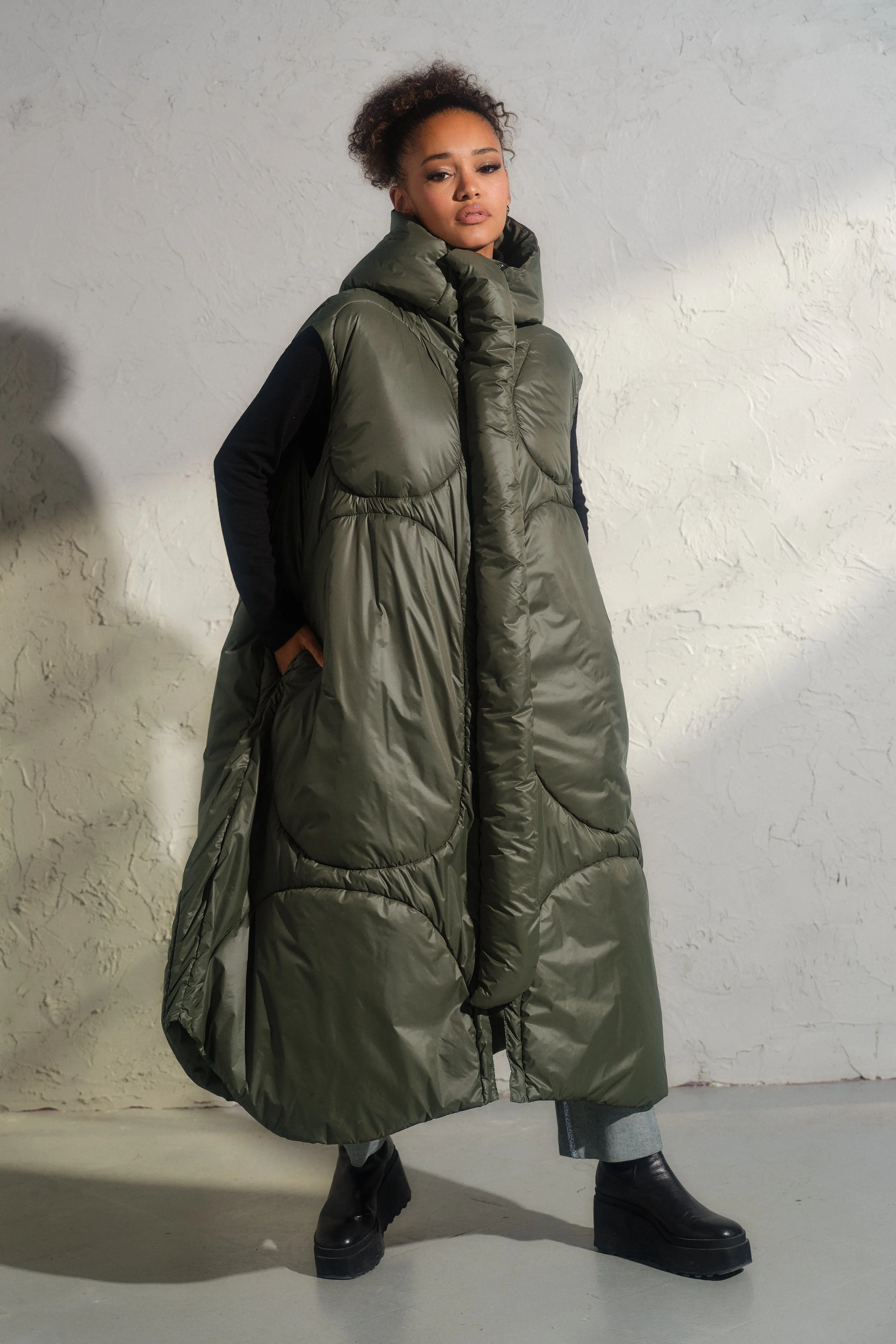 Oversized khaki green autumn/winter maxi puffer vest