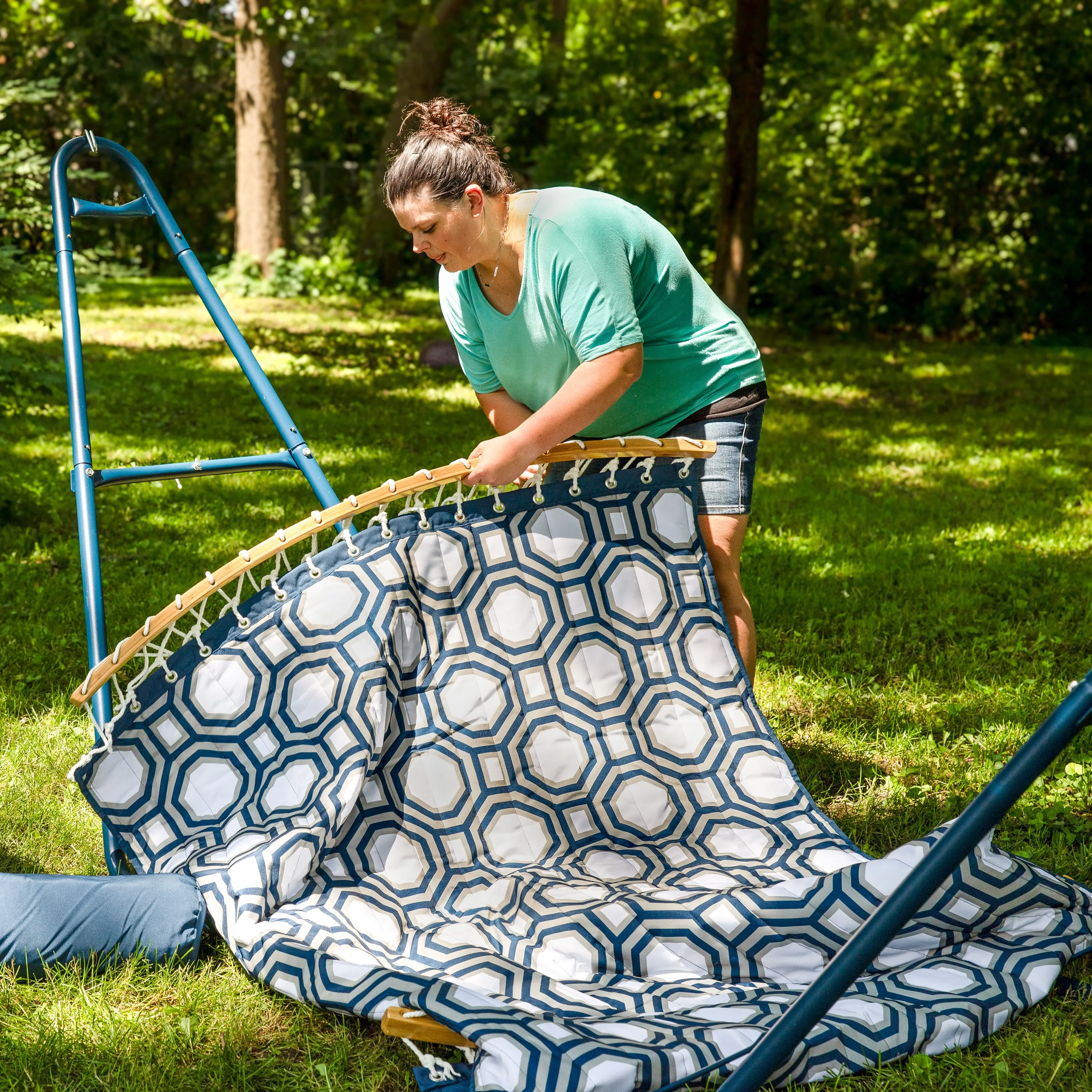 Sunnydaze Quilted Hammock with Curved Bamboo Spreader Bar and Pillow