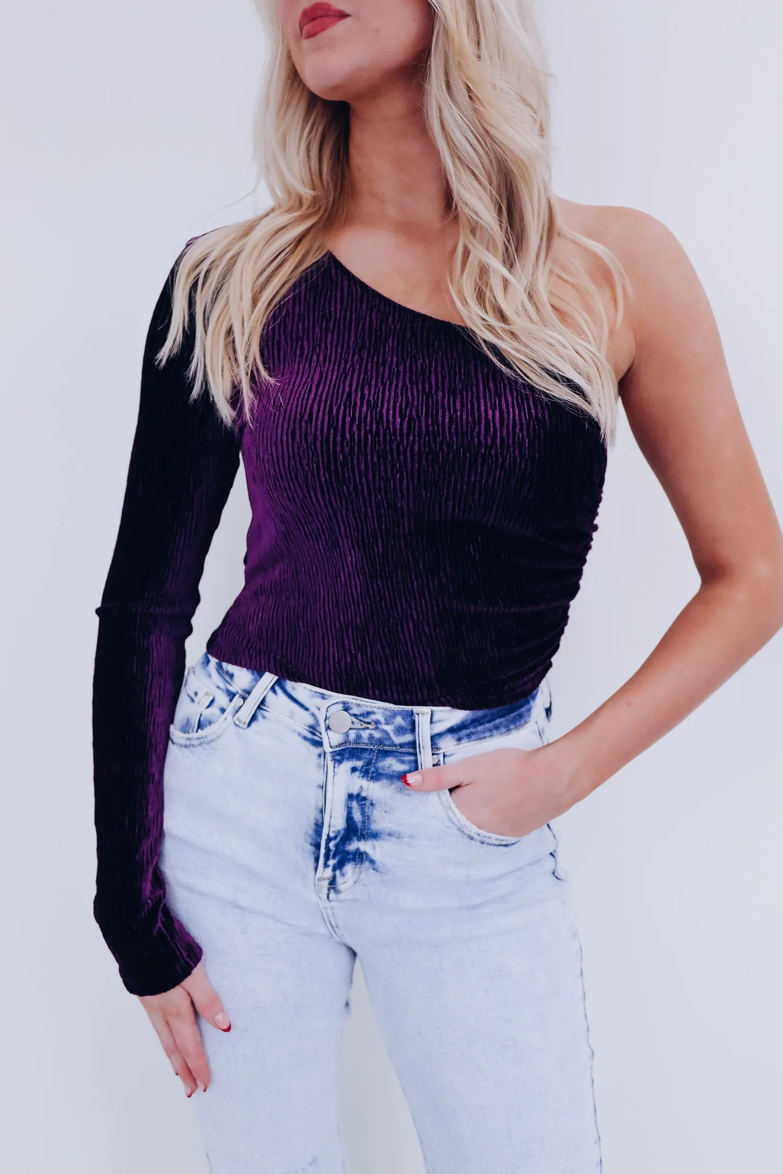 Valiant Velvety One Shoulder Top - Purple