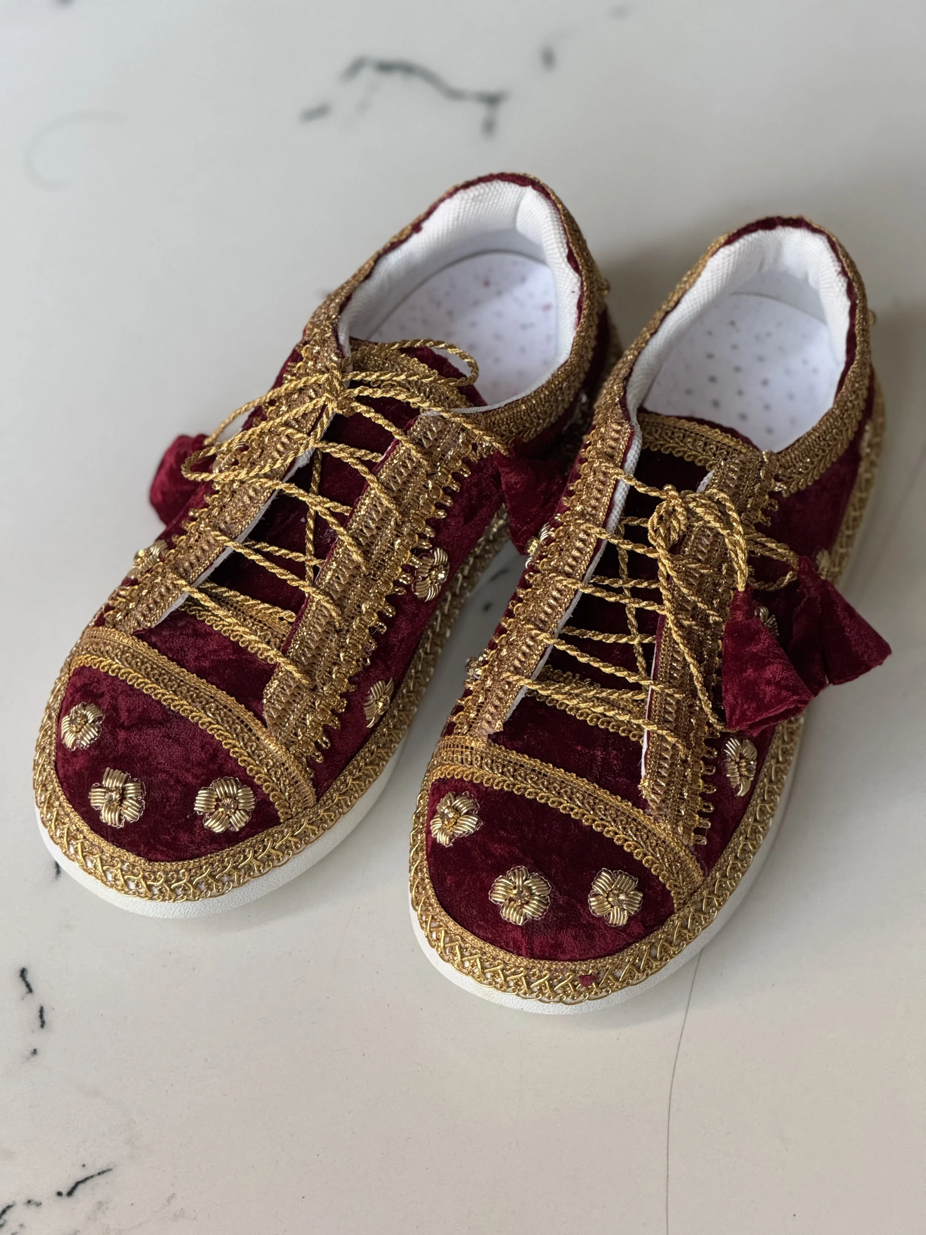 VELVETY BEGUM BRIDAL SNEAKERS