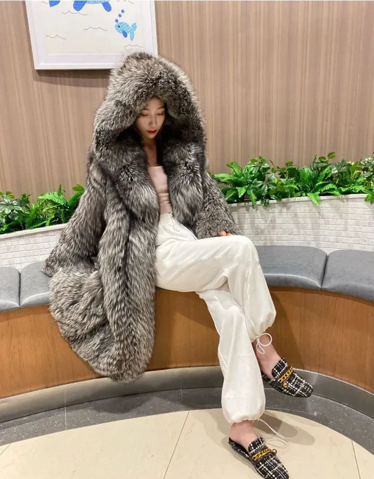 Yoko Hooded Fur Coat 🧥